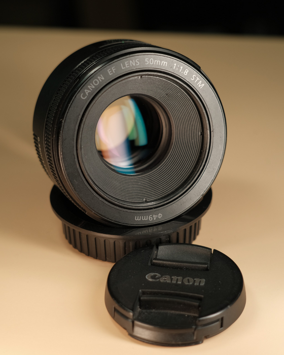 (USED) CANON EF 50mm f/1.8 USM - Like New - 0421206303