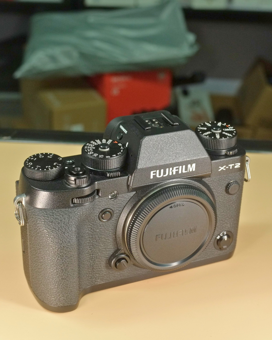 (USED) FUJIFILM X-T2 mirrorless camera - Like New - 73M62123