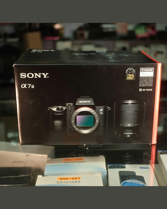 (USED) SONY A7 III (Mark 3) w/ FE 28-70mm Kit Lens & SmallRig Cage - Like New - 7234871 & 1235486