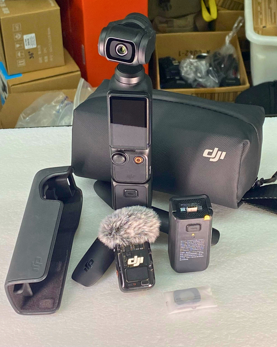 (USED) DJI Pocket 3 Creator Combo - Like New - 5WTZM9P0026WWW