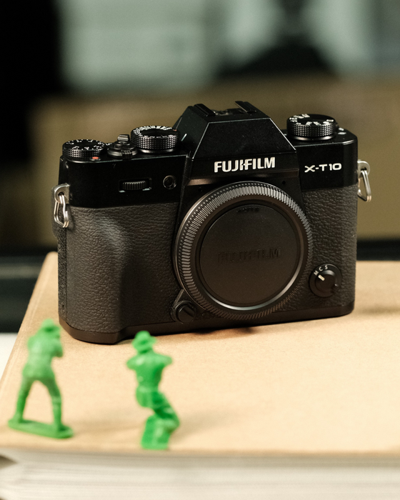 (USED) FUJIFILM X-T10 Mirrorless Camera - body only - Like New - 5700840