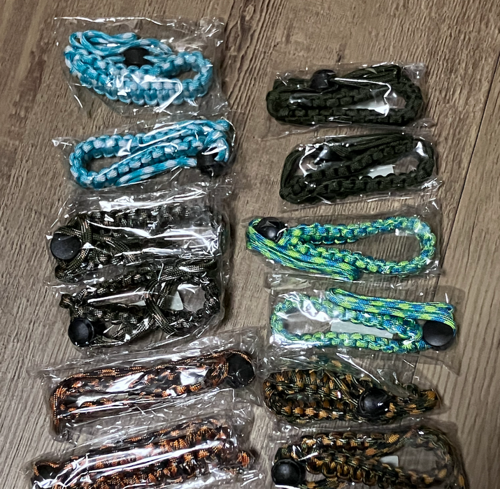 【 673SHOP ESSENTIALS 】Paracord Wrist Strap - Basic version