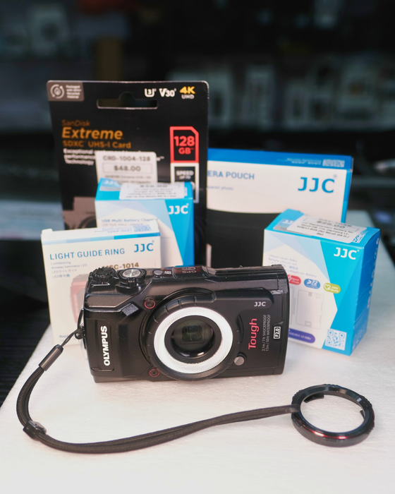 (USED) OLYMPUS TG-5 Rugged Digital Camera (Waterproof, shockproof, dustproof) - Good - BHVA78148