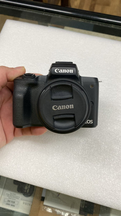 (USED) CANON M50 II (Mark 2) w/ EF-M 15-45mm Kit Lens - Like New - 098051001363 & 933208036442