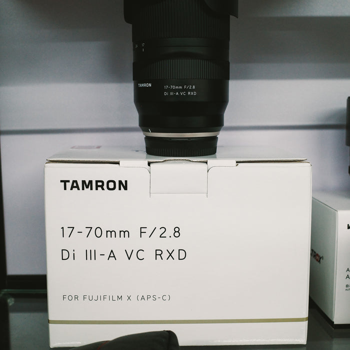 (USED) TAMRON 17-70mm f/2.8 Di III-A VC RXD for Fujifilm X - Like New - 008302A