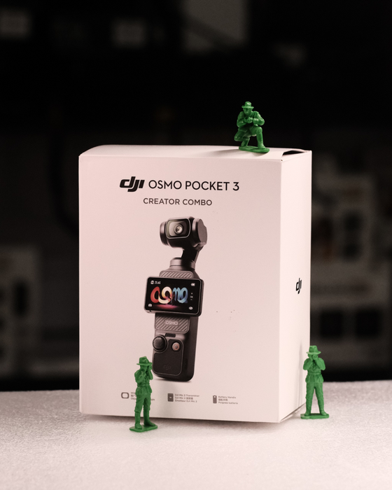 (USED) DJI Pocket 3 Creator Combo w/ extra accessories - Like New - 5WTZM4S0029975
