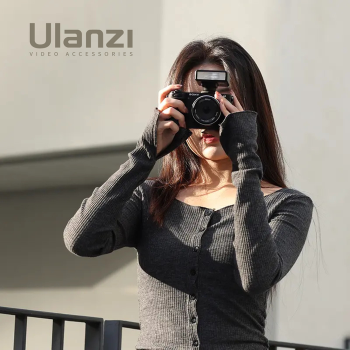 ULANZI F12 Mini Camera Flash - universal, manual, diffuser included