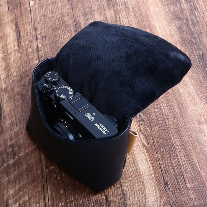 673 Camera 673SHOP ESSENTIALS 】Camera Pouch for Compact Camera - Black — 673SHOP.com