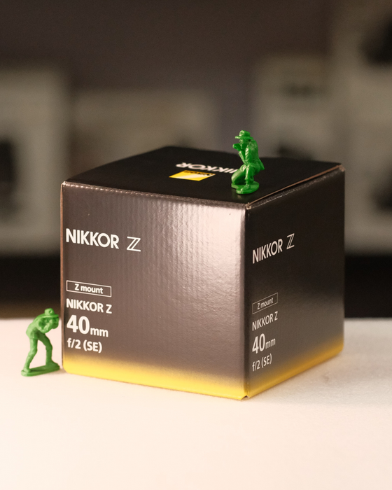 (USED) NIKON ZF Mirrorless Camera w/ 40mm F2 SE Pancake Kit Lens - Like New - 7607993 & 30043487