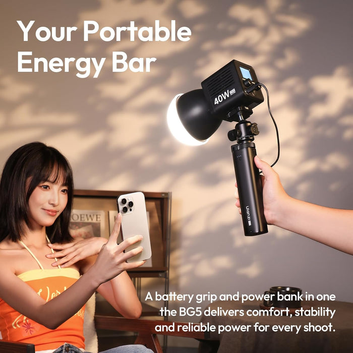 ULANZI BG5 Handheld Battery Grip - 100W bi-directional PD, 6400 mAh