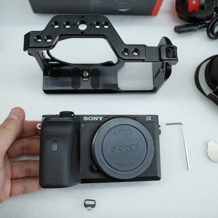 (USED) SONY A6600 Mirrorless Camera w/ Cage - Like New - 4973489