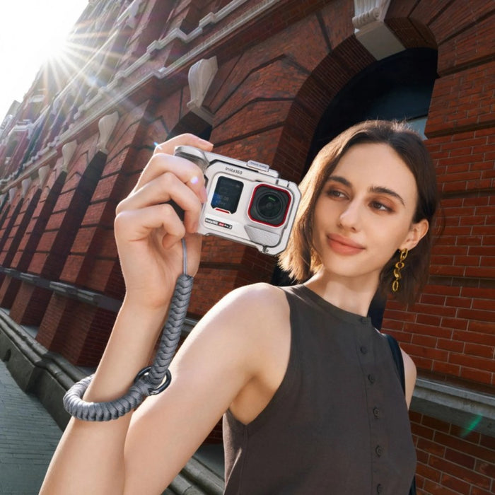 INSTA360 Ace Pro 2 w/ Xplorer Grip Kit - Single Battery Bundle (Artic White)