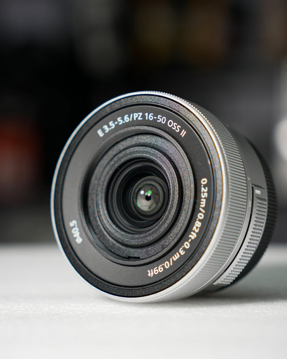 (USED) SONY E PZ 16-50mm f/3.5-5.6 OSS II (Silver)