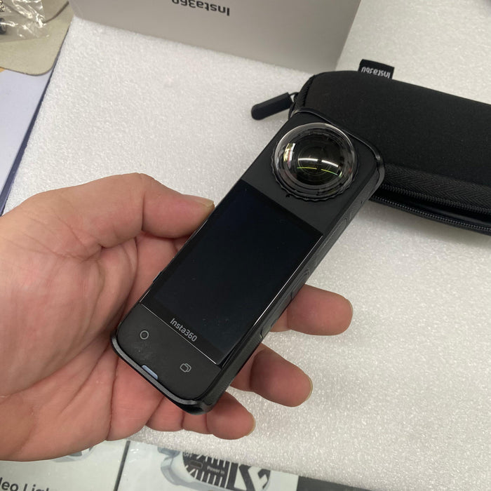 (USED) INSTA360 X4 w/ extra original battery (total 2 pcs) & OEM premium lens guard (glass material) - Like New - BMLA2411P3CUH