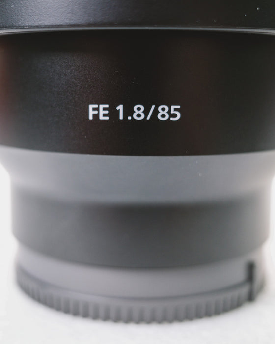 (USED) SONY FE 85mm f/1.8 Lens - Like New - 3082704