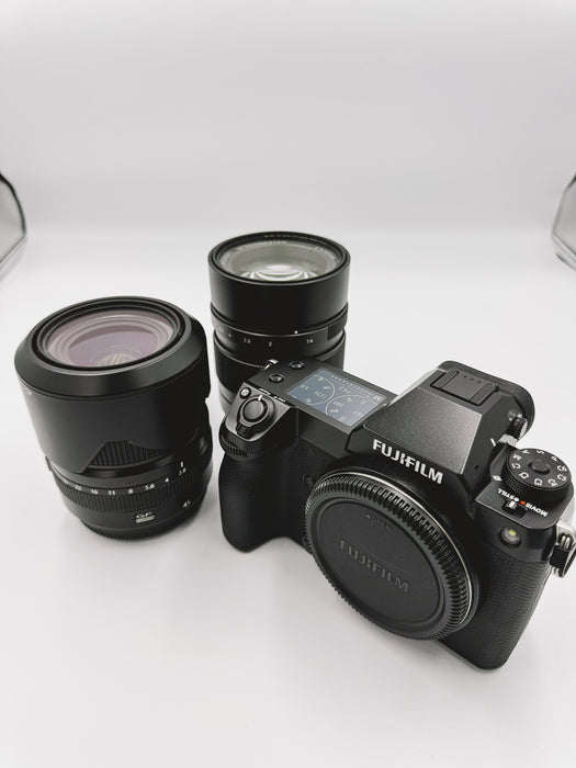 (USED) FUJJIFILM GFX 100S II w/ GF45mm f/2.8 R WR (AF) & Mitakon 65mm f/1.4 Lenses - Like New - 43000321 (camera)