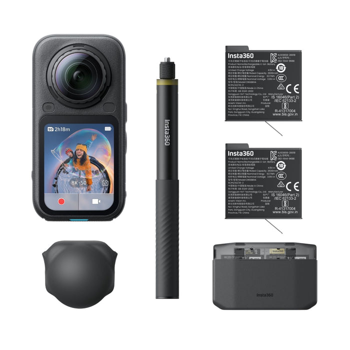INSTA360 X6 360° Camera - Essentials Bundle